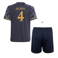 Real Madrid David Alaba #4 Udebane Trøje Børn 2023-24 Kortærmet (+ Korte bukser)